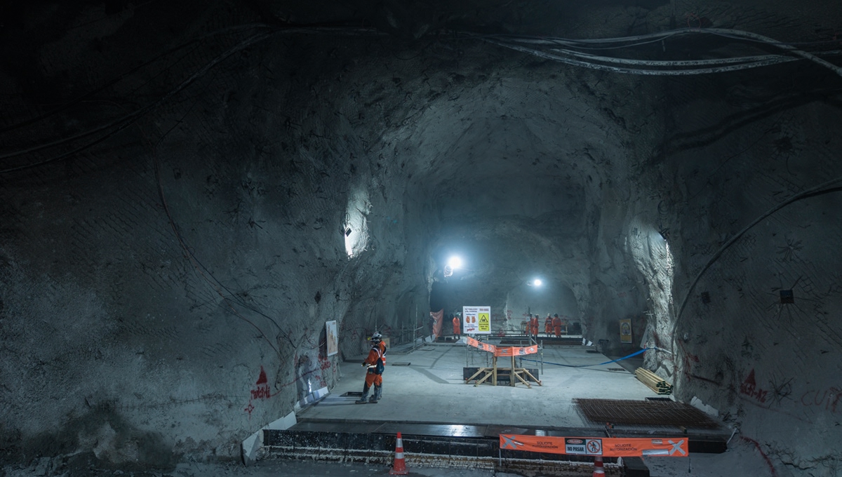 El proyecto contempla obras mineras subterráneas, orientadas a habilitar nuevas áreas de explotación y fortalecer la infraestructura productiva.